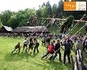 "Auf in den Frühling" - Maibaumaufstellen mit Pflanzenmarkt