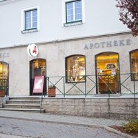 Dreifaltigkeits Apotheke