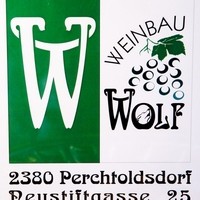 Weinbau Wolf Heinz u. Christa Heuriger
