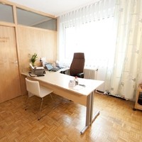 Dr. KURT KÖNIG - Facharzt für innere Medizin