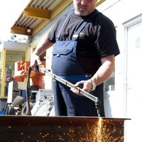 R. AIGNER - EISEN METALL, KRÄNE u. HEBEBÜHNEN, CONTAINER