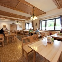 Josef Spiegelhofer - Weinbau, Heurigerbuffet, Restaurant