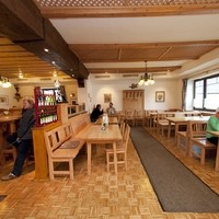 Josef Spiegelhofer - Weinbau, Heurigerbuffet, Restaurant