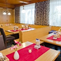 Rathmair Thomas   Gasthaus Ufermann 1