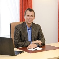Prim. Doz. Dr. Harald Stingl 4