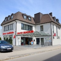 Univ. Doz. Dr. Andreas ZOUBEK 5