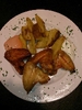 Heute am13.12.13 gibts
1. Chicken Wings mit Potato Wedges und Dip- Sauce
und 
2. Fleischknödel mit Sauerkraut