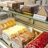 Franz Mitterbauer Cafe Intermezzo 9