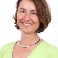 Dr. Ursula Keil