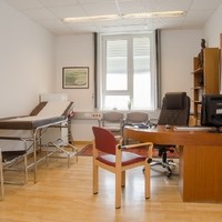 Dr. Clemens Weber   Arzt für Allgemeinmedizin7