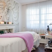 Doris Sitter Beauty Lounge15