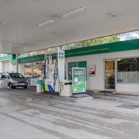 Brenner Helga   bp Tankstelle4
