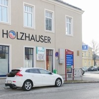 Holzhauser Ges.m.b.H.1