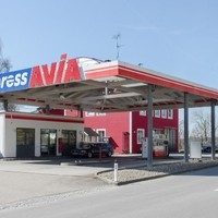 Ettl Günter   Werkstatt Tankstelle 3