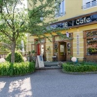 Herbert Bachmayer Cafe Bäckerei1