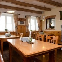 Sebastian Feichtinger Wirtshaus zur Lini3