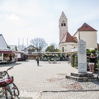 Aschheim Frühling Marktplatz