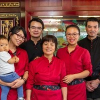 FENG SHENG Team - 30 Jahre im Familienbesitz