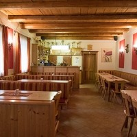 Gasthaus   Pizzeria   Pub Starka10