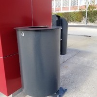  Mülleimer mit Aschenbecher versperrbar