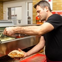 izzi Kebap & Pizza10
