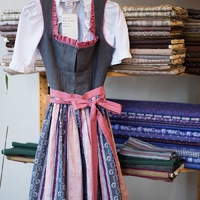 Ernestine Mittermayr Runge Stoffgschäft15