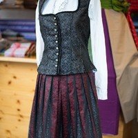 Ernestine Mittermayr Runge Stoffgschäft18