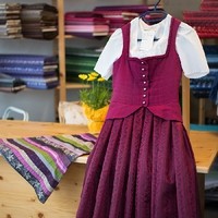 Ernestine Mittermayr Runge Stoffgschäft19