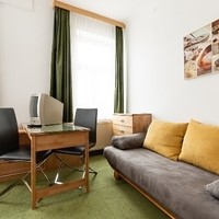 Mariazellerhof   Hauser KG12