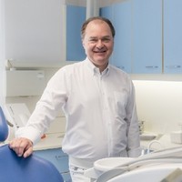 Dr. Walter Reisinger5