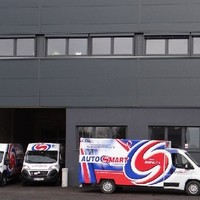 Axfel mit 4 LKW und Fässern