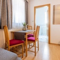Familie Maier Weinbau Heurigenschank Gästezimmer14