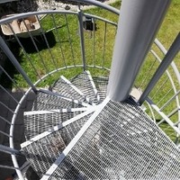 Spindeltreppe Pulverbeschichtet 2