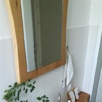 WC Kästchen mit Waschbecken, Spiegel und WC Rollenhalter