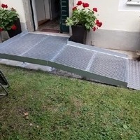 Rollstuhl Rampe