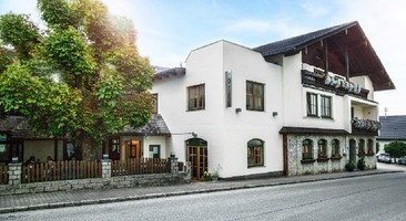 Hotel Gasthof Bar beim Böckhiasl - Familie Streibl - Neukichen an dern Vöckla