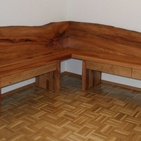 Eckbank in Birne massiv