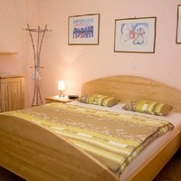 Schlafzimmer (2)