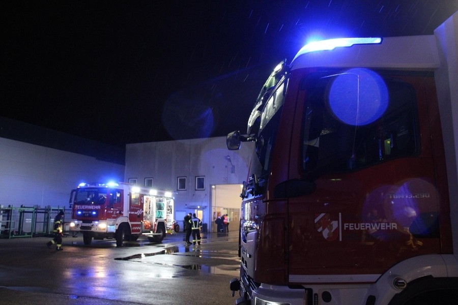 Übung: Brand Industrie