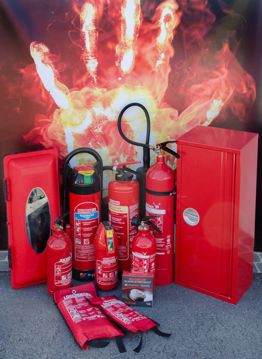 Feuerlöscher Pölzl Wartung Service Verkauf Beratung Brandschutz1